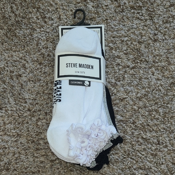 Steve Madden White and Black Low Cut Socks - Picture 1 of 4